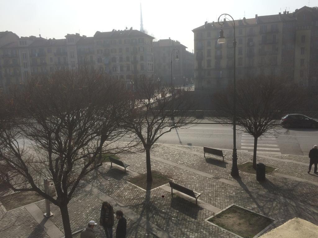 La Terrazza Di Arturo Guest House Turin Exteriör bild