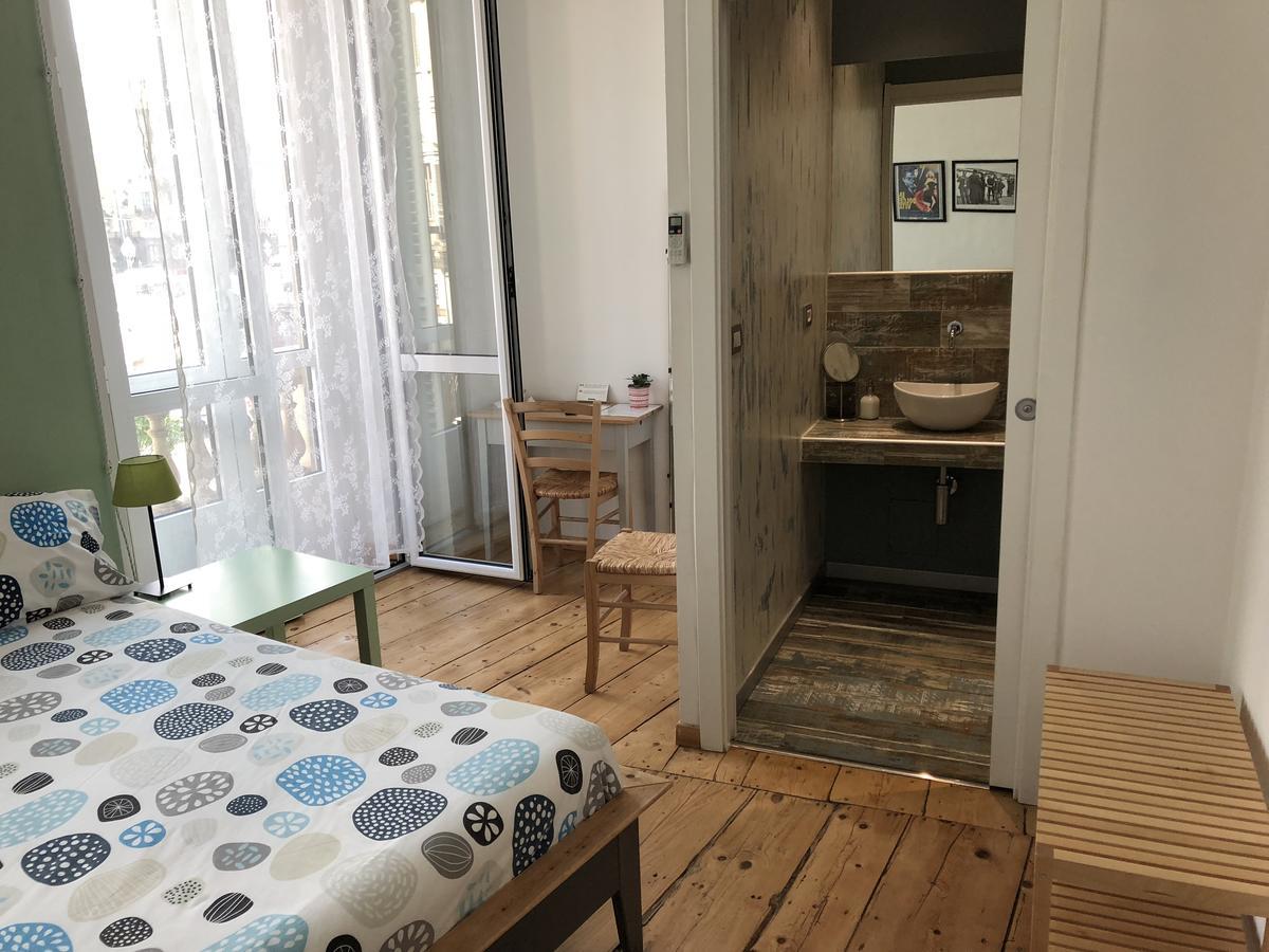 La Terrazza Di Arturo Guest House Turin Exteriör bild